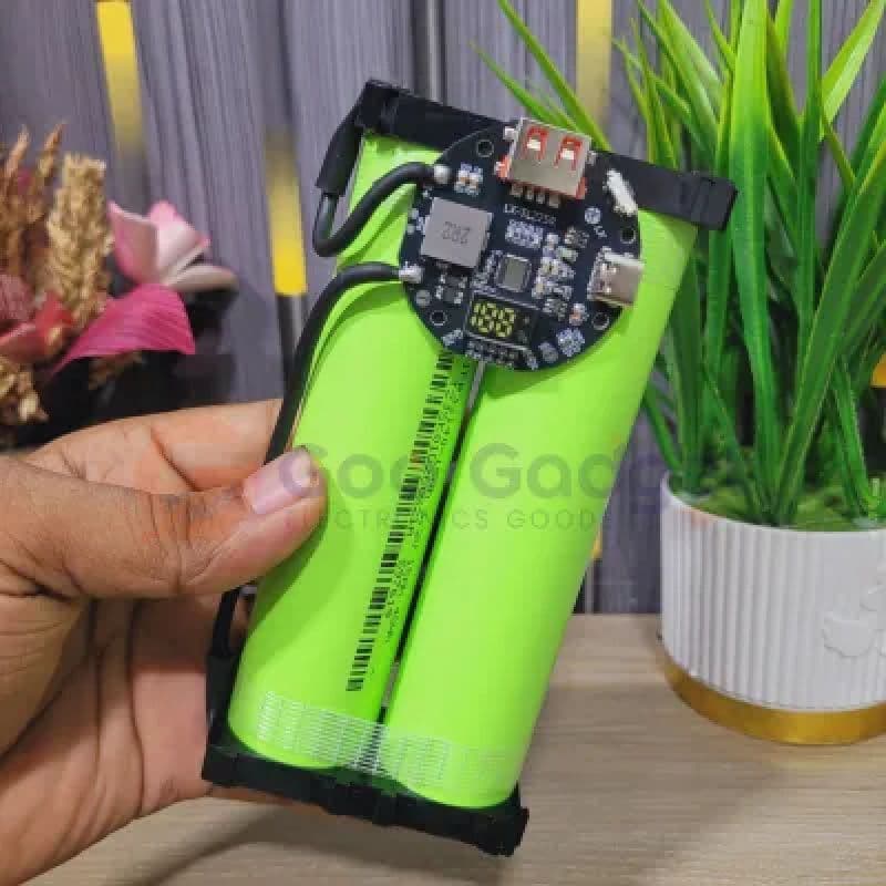 3.2V 30Ah LiFePO4 Fast Charging Power Bank | 2×32140 Battery Pack with Digital Display