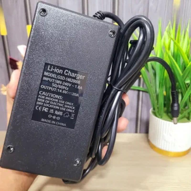 14.6V 20A LiFePO4 Battery Charger | 12V 4S Lithium Iron Phosphate Battery Charger