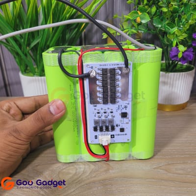 12V 30Ah LiFePO4 Battery Pack with 4S 50A 1.2A Active Balancer BMS_img_1