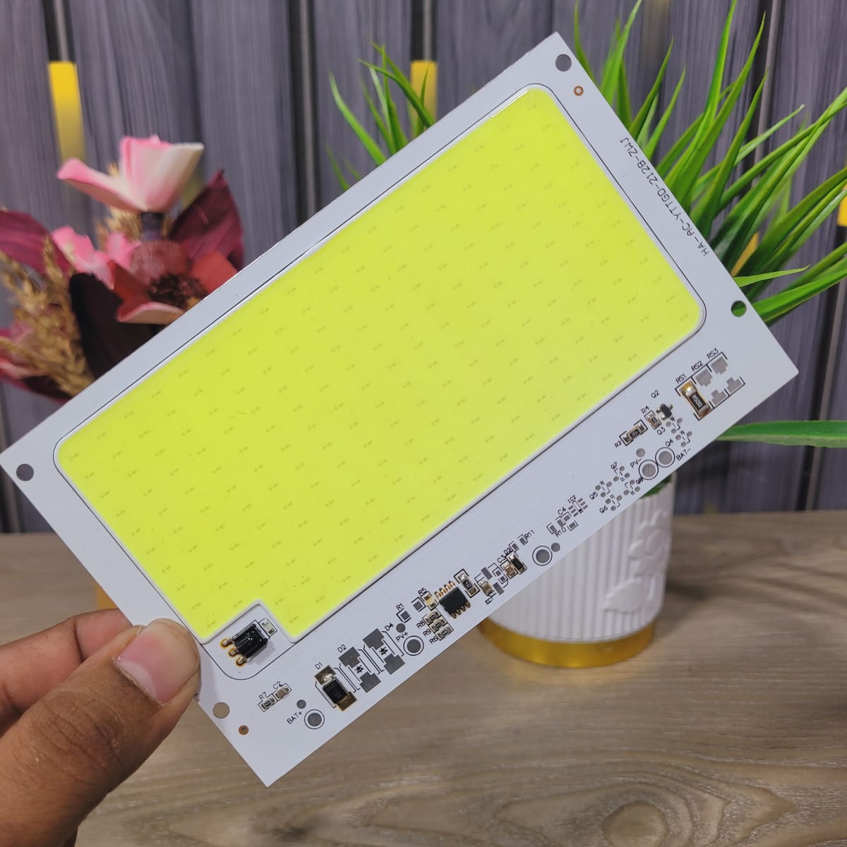 100W 4V COB LED Light Panel with PIR Motion Sensor & Charging Circuit